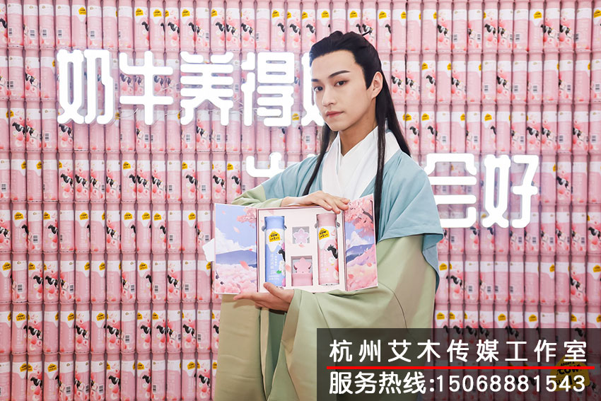 1630815133477521.jpg 盒馬生鮮認(rèn)養(yǎng)一頭牛春日桃園會(huì)新品發(fā)布現(xiàn)場(chǎng)產(chǎn)品拍攝