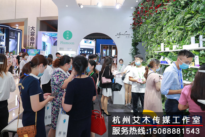 1631329121862677.jpg 華熙生物美沃斯新品發(fā)布會展柜大堂現(xiàn)場拍攝